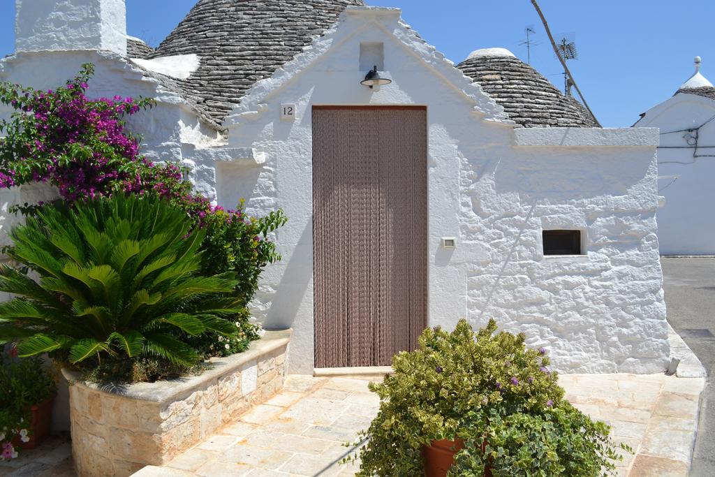 Trulli Aia Piccola Βίλα Αλμπερομπέλο Δωμάτιο φωτογραφία